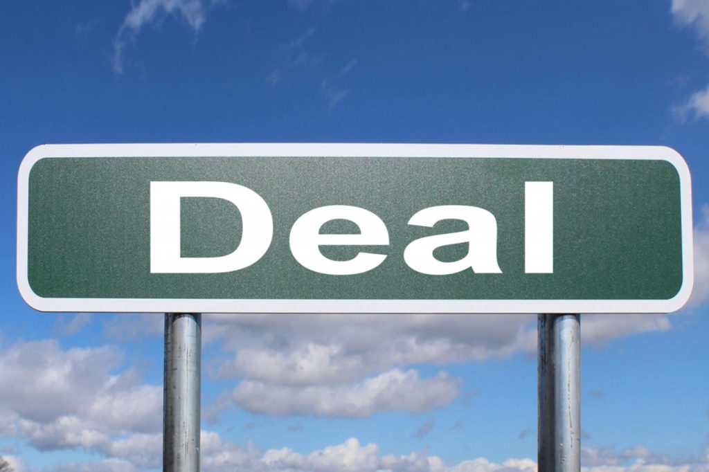 Sign reads "Deal" Credit: Nick Youngson CC BY-SA 3.0 Pix4free